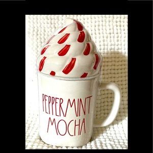 Rae Dunn mug with lid